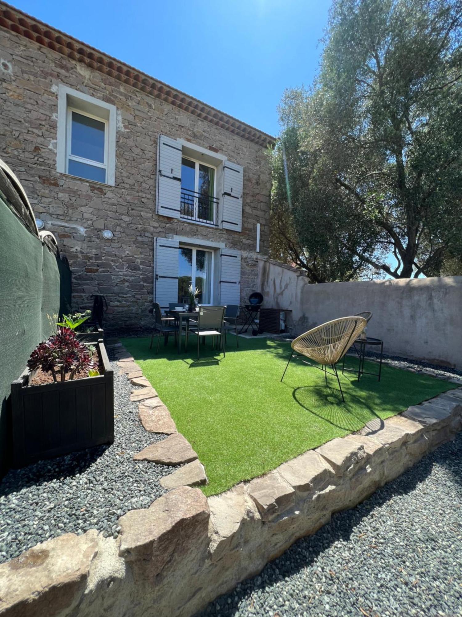 Appartement La Bastide Saint Pierre T2 - Jardin à Roquebrune-sur Argens Extérieur photo